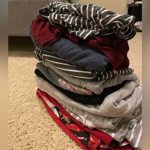 13 piece Nursing top and gowns S- Lot